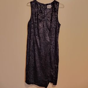 Rumies V Neck Black Velvet Dress 8